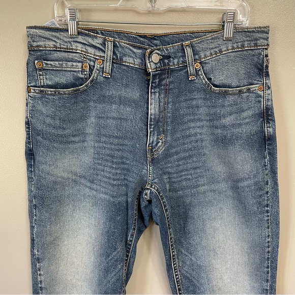 Mens Levi's 541 33 x 30 medium Wash Jeans - Picture 3 of 12